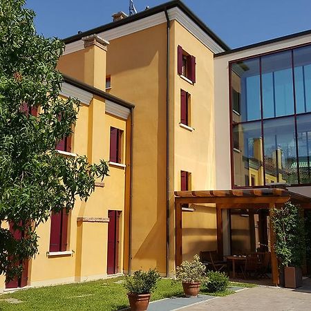 Unahotels Eco Hotel Villa Costanza Venezia Mestre Exteriör bild