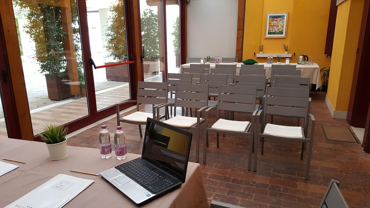 Unahotels Eco Hotel Villa Costanza Venezia Mestre Exteriör bild