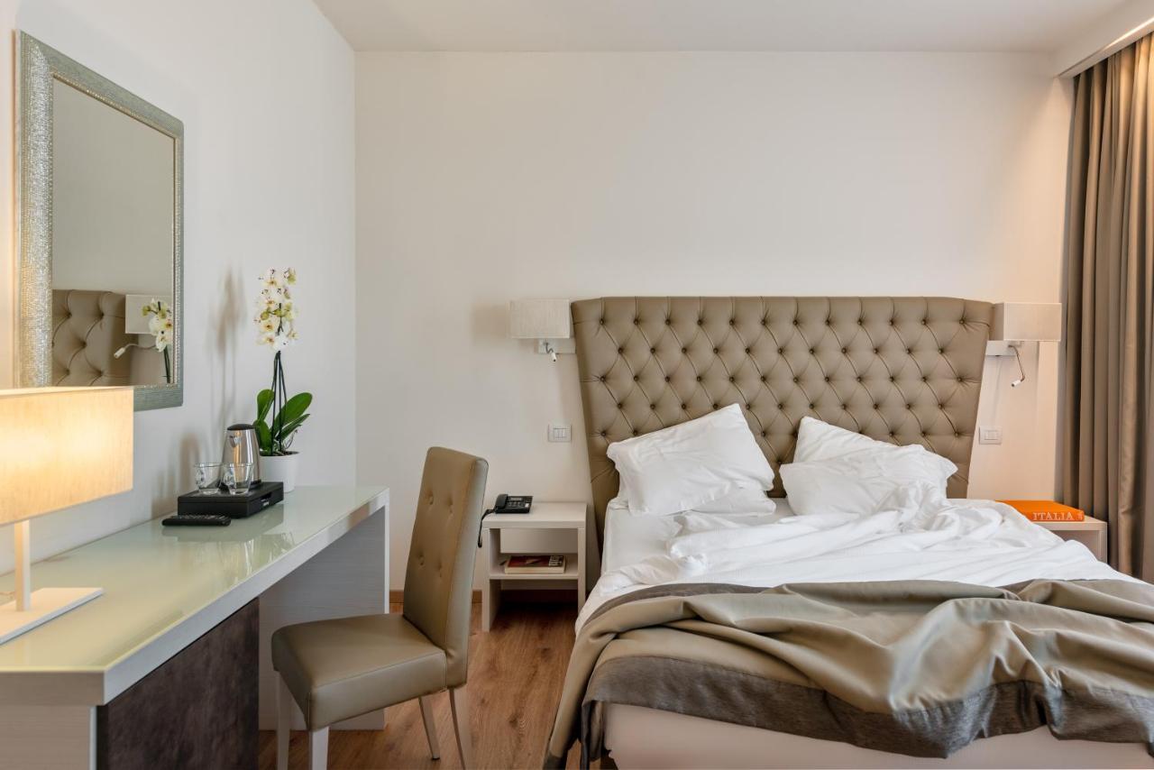 Unahotels Eco Hotel Villa Costanza Venezia Mestre Exteriör bild